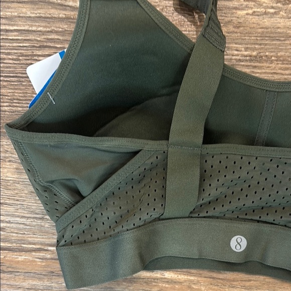 Layer8 Women's Size Medium Adjustable Band and Straps Sports Bra NWT - Picture 5 of 8